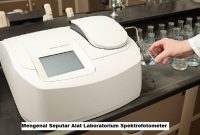 Alat Laboratorium Spektrofotometer
